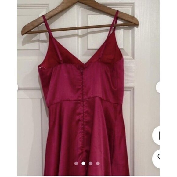 NWT B Darlin Burgundy V Neck Padded Spaghetti Strap Mini Dress Size 13/14 - Picture 2 of 8